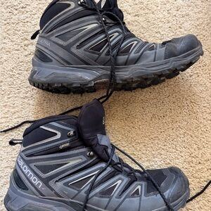 Salomon, USA SIze 12, Men's Black and Gray Hiking/outdoor Boots